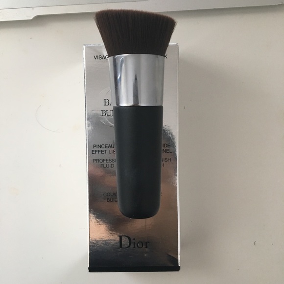 dior backstage buffing brush
